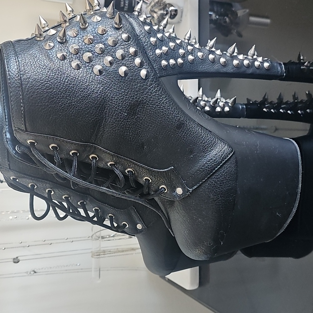 Pleaser platform boots